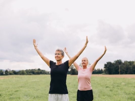 anziane tai chi